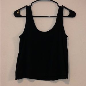 black cropped tank top